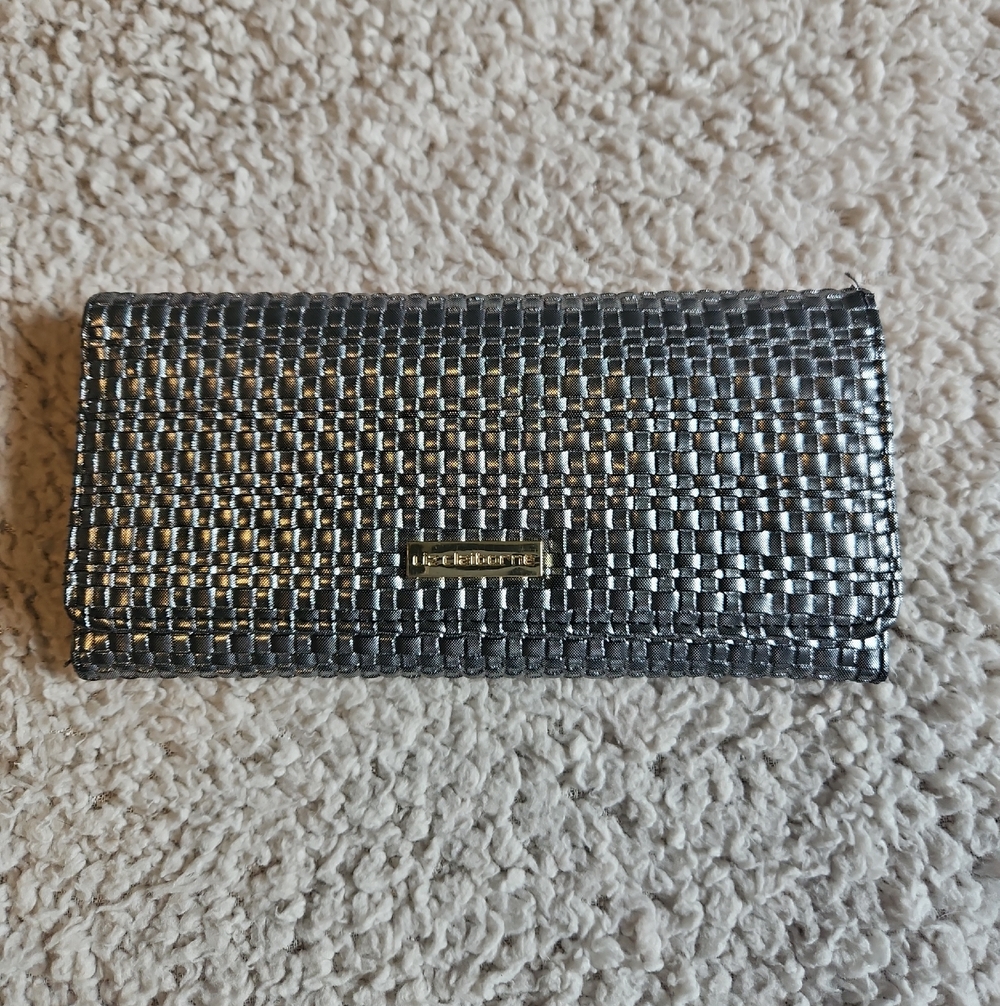 Liz Claiborne Metallic Woven Clutch Wallet Silver